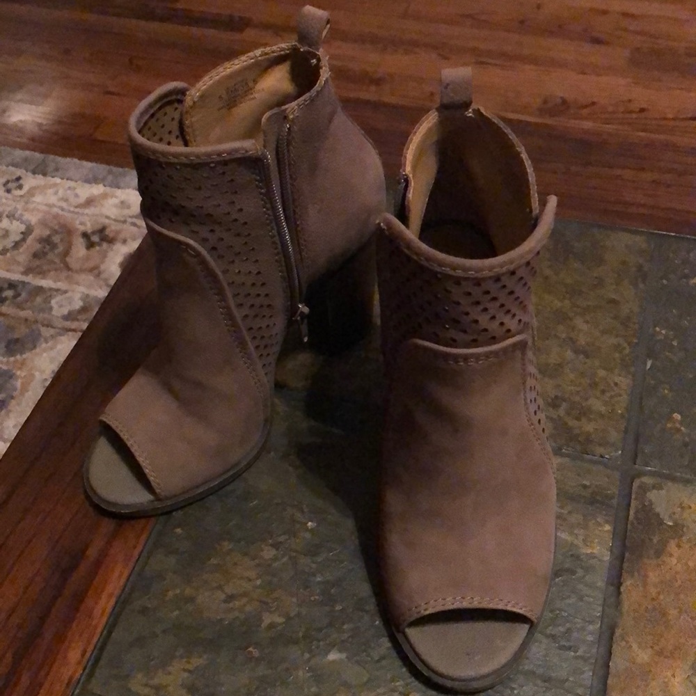 Booties (Euc) - image 1